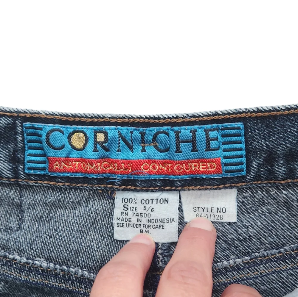 Vintage Corniche Straight Leg High-Rise MOM Jean Size 5/6